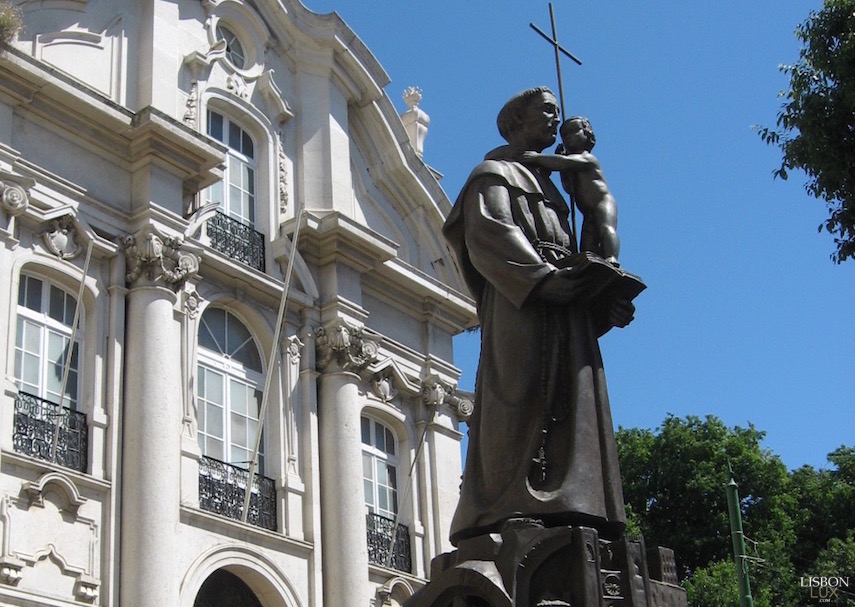 Lugares de Lisboa donde San Antonio de Padua obró milagros | El pan de los pobres