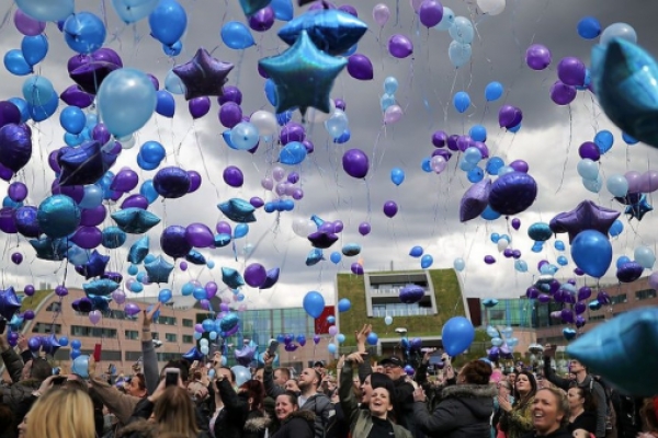 El mundo despide a Alfie Evans, el niño guerrero que conmovió al mundo