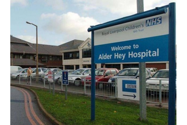 El hospital de Liverpool que alberga a Alfie Evans encubre algo muy grave