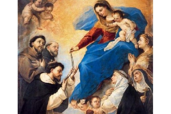 15 promesas de la Virgen a quién rece el Santo Rosario