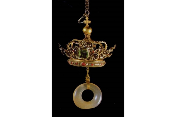 Reliquia anillo nupcial Virgen María Esta es la reliquia del anillo nupcial que se cree utilizó la Virgen María