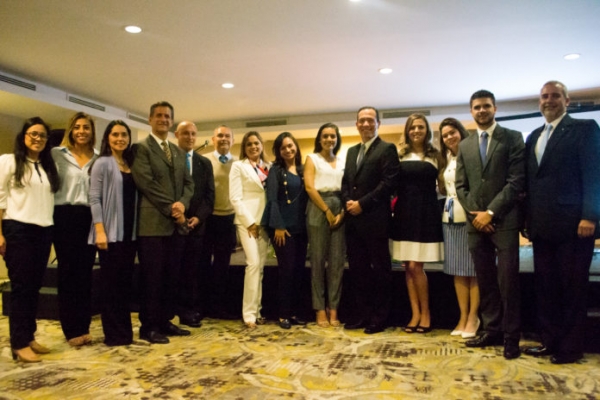 Compromiso histórico por la vida y la familia de los candidatos a presidir Guatemala Compromiso histórico por la vida y la familia de los candidatos a presidir Guatemala