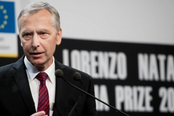 La Comisión Europea mantiene al enviado especial de la libertad religiosa