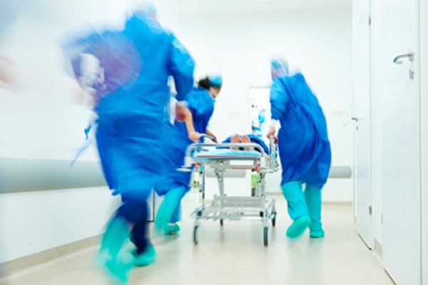 Un milagro inexplicable en su paciente convirtió a esta medico de Urgencias