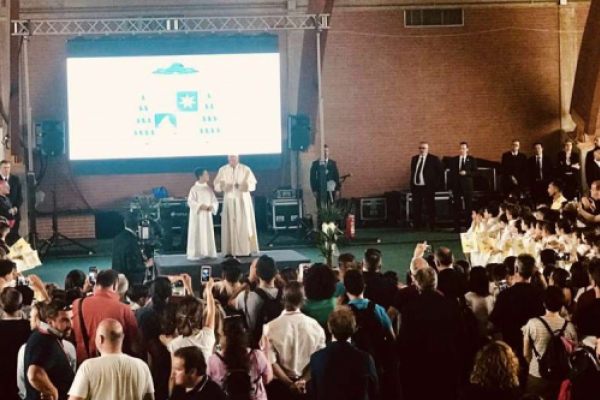 El Papa Francisco envía un abrazo a los niños y jóvenes afectados por el terremoto de Italia el_papa_francisco_envia_un_abrazo_a_los_ninos_y_jovenes_afectados_por_el_terremoto_en_italia.jpg