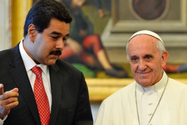 el_papa_recibe_a_maduro.jpg el_papa_recibe_a_maduro.jpg