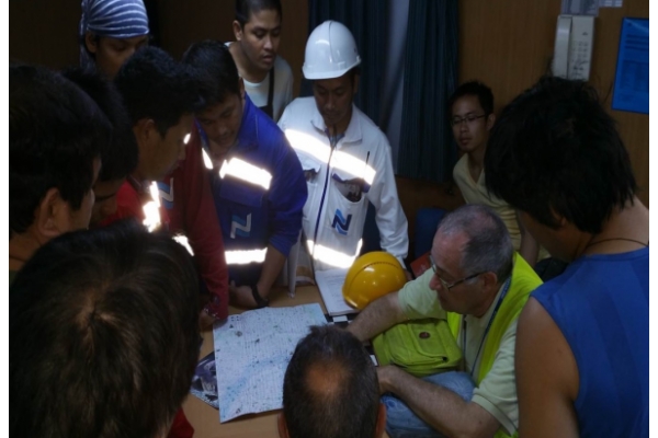 El Vaticano alerta de la situación de 300.000 marinos bloqueados en el mar El Vaticano alerta de la situación de 300.000 marinos bloqueados en el mar