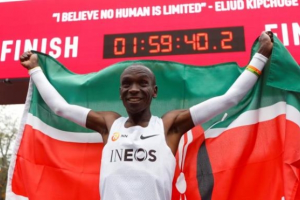 Eliud Kipchoge, récord histórico en maratón y católico devoto