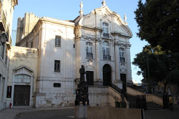 iglesia_de_san_antonio_lisboa.jpg iglesia_de_san_antonio_lisboa.jpg