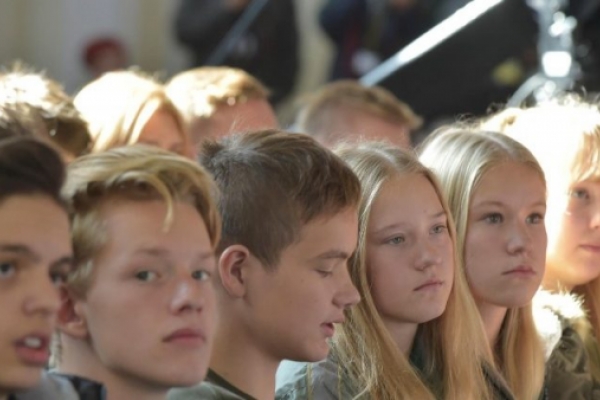 Miles de jóvenes interesados en ver al Papa Francisco en Estonia
