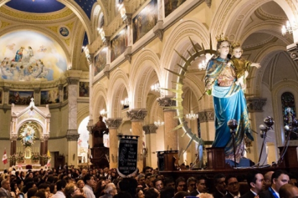 La familia Salesiana celebra Año Jubilar por 100 años de la Basílica de María Auxiliadora La familia Salesiana celebra Año Jubilar por 100 años de la Basílica de María Auxiliadora