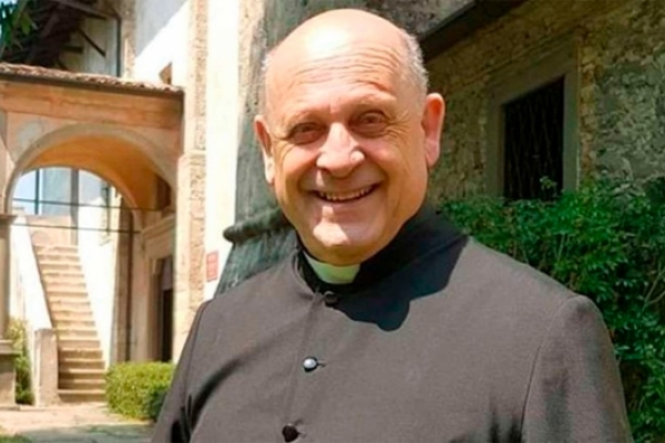 Padre Berardelli Sacerdote italiano con coronavirus renuncia al respirador para salvar la vida de un joven