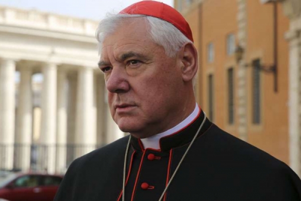 El Cardenal Müller responde a los críticos de Benedicto XVI 
