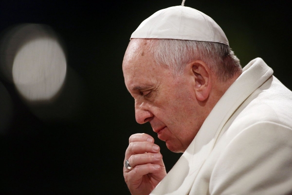 Papa Francisco envía pésame a gobiernos de Irak e Irán por el terremoto sufrido