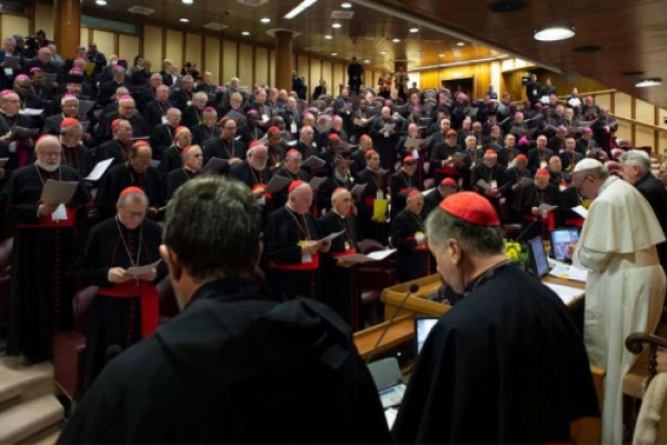 Papa Francisco invita a reflexionar sobre estas 21 medidas para acabar con abusos Papa Francisco invita a reflexionar sobre estas 21 medidas para acabar con abusos
