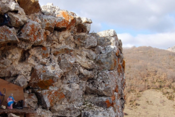 ¿Por que se instalan belenes en las cumbres de las montañas?