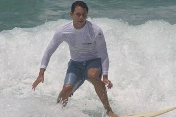 Surfista, médico y un carisma arrollador: un ejemplo para los jóvenes que va camino a los altares Surfista, médico y un carisma arrollador: un ejemplo para los jóvenes que va camino a los altares