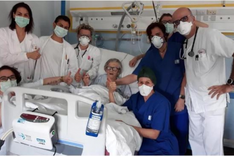 Alma Clara Corsini Alma Clara Corsini, 95 años, vence al coronavirus y se convierte en el símbolo de Italia, 95 años, vence al coronavirus y se convierte en el símbolo de Italia
