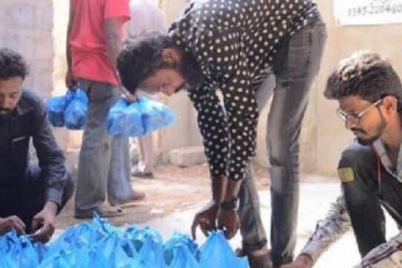 Jóvenes católicos de Pakistan Jóvenes católicos de Pakistan se organizan para dar de comer a indigentes