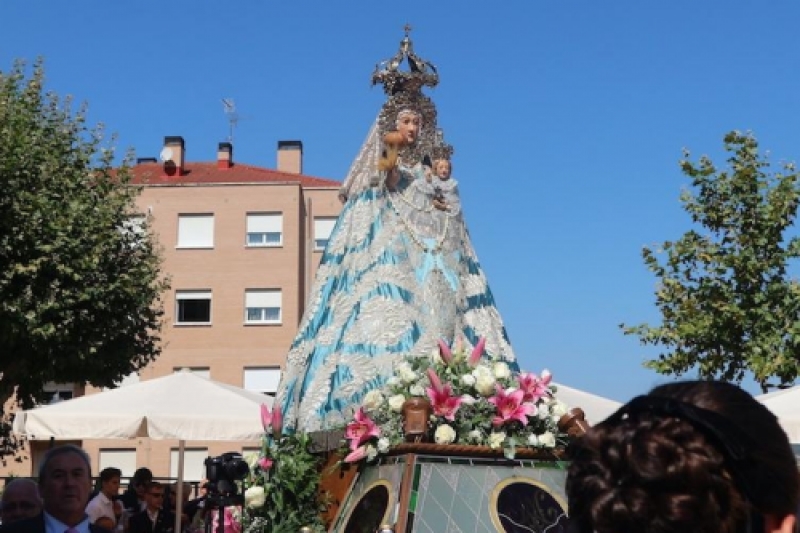 La Rioja la mayor procesión de su historia La Rioja acoge el sábado la mayor procesión de su historia