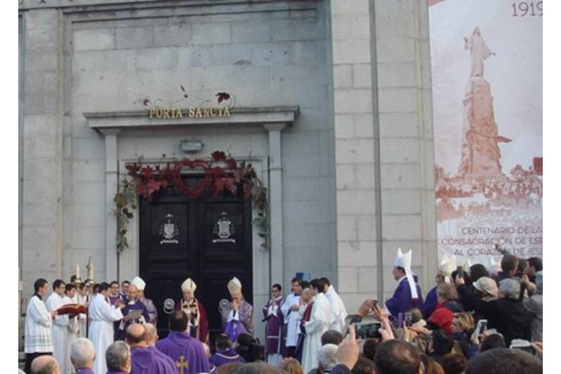 Inicio del Año Jubilar por el centenario de la Consagración de España al Sagrado Corazón Inicio del Año Jubilar por el centenario de la Consagración de España al Sagrado Corazón