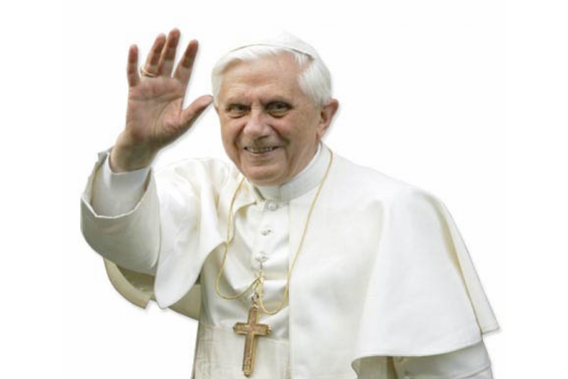 Benedicto XVI cumple 43 años como Obispo