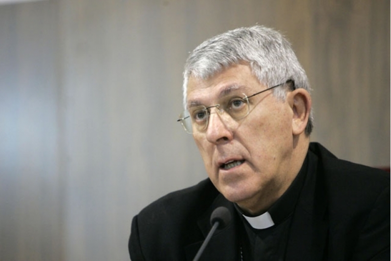 Mons. Braulio Rodríguez Mons. Braulio Rodríguez: «Un Estado aconfesional no impone el laicismo, como hizo la II República Española»