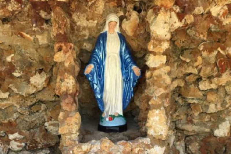 Santuario Mariano olvidado entre la vegetación Encuentran y restauran Santuario Mariano olvidado entre la vegetación