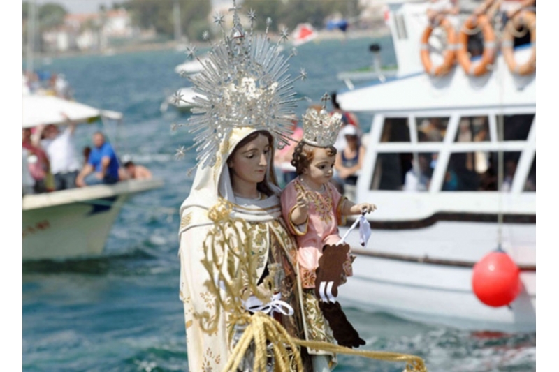 Estas son las promesas de la Virgen del Carmen para quien lleve su Escapulario