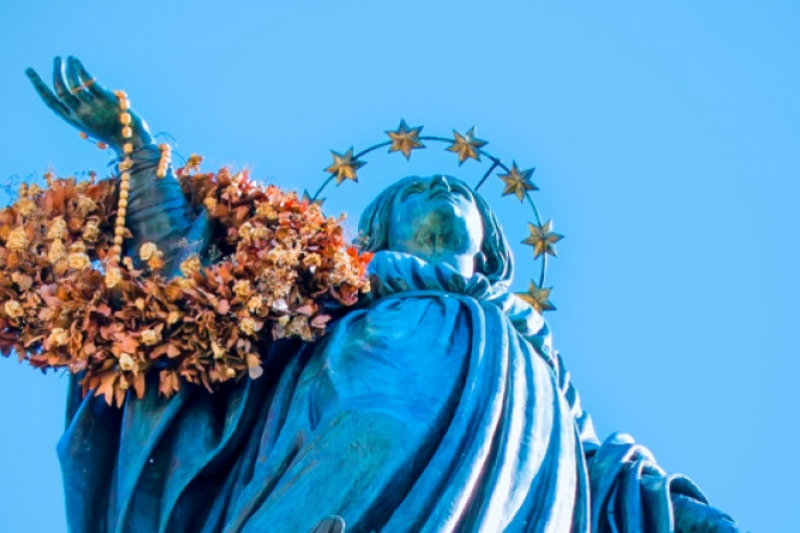 El covid rompe 60 años de tradición: El Papa no irá a la Plaza de España