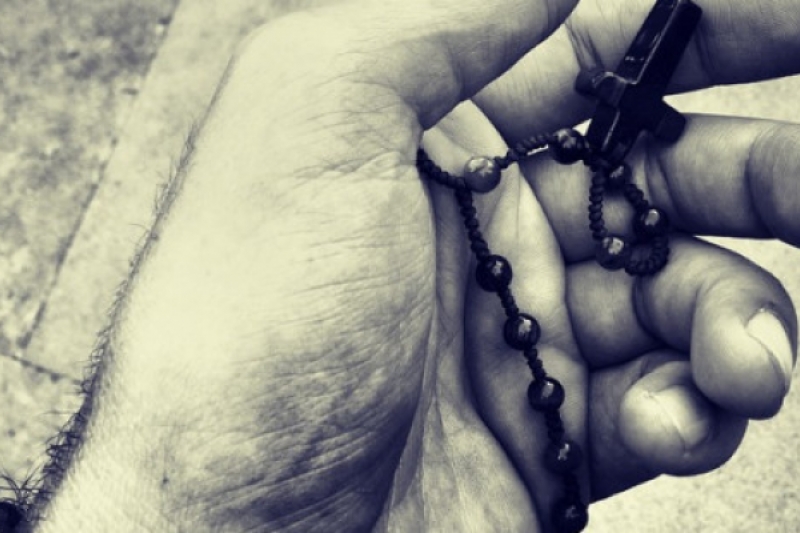 El estrés le estaba hundiendo, el Rosario le cambió la vida El estrés le estaba hundiendo, el Rosario le cambió la vida