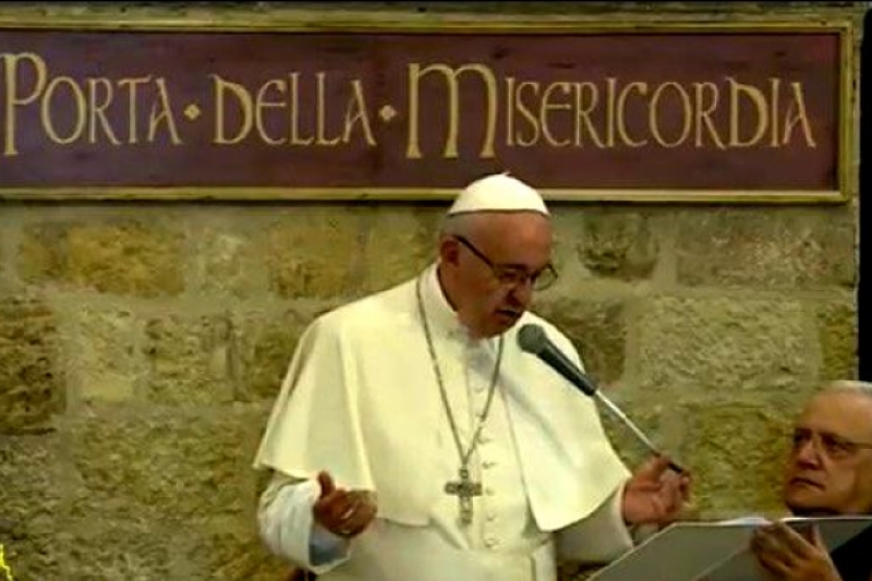 el_papa_francisco_en_asis_elpandelospobres.jpg el_papa_francisco_en_asis.jpg