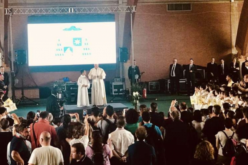 El Papa Francisco envía un abrazo a los niños y jóvenes afectados por el terremoto de Italia el_papa_francisco_envia_un_abrazo_a_los_ninos_y_jovenes_afectados_por_el_terremoto_en_italia.jpg