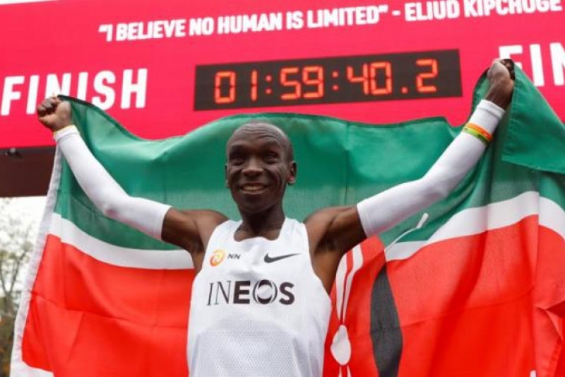Eliud Kipchoge, récord histórico en maratón y católico devoto Eliud Kipchoge, récord histórico en maratón y católico devoto