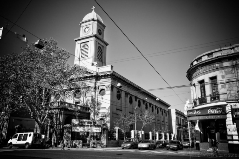 iglesia_san_antonio_de_padua_parque_patricios_argentina.jpg iglesia_san_antonio_de_padua_parque_patricios_argentina.jpg