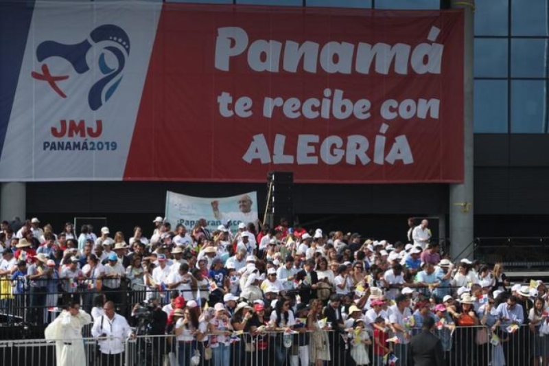 Papa Francisco-El Pan de los Pobres JMJ Panamá: Gran recibimiento al Papa Francisco a su llegada a Panamá