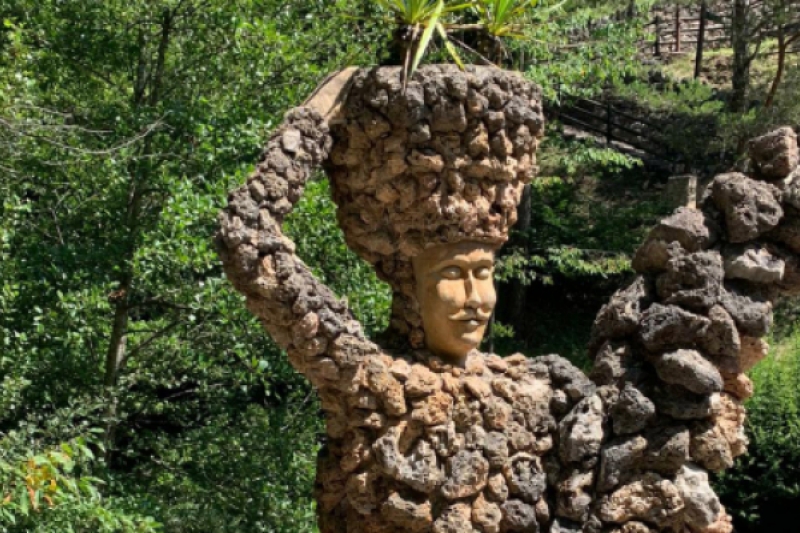 Los Jardines de Can Artigas, la obra de Gaudí en los Pirineos Los Jardines de Can Artigas, la obra de Gaudí en los Pirineos