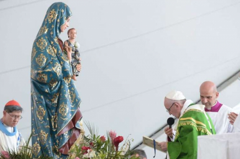 Misa de clausura JMJ Panamá El Papa Francisco confía al Inmaculado Corazón de María a los jóvenes de todo el mundo