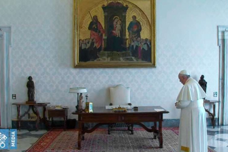 El Papa Francisco reza el Padre Nuestro por el fin del coronavirus