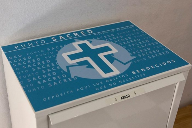 Iniciativa para dar un final digno a objetos religiosos en desuso Iniciativa para dar un final digno a objetos religiosos en desuso