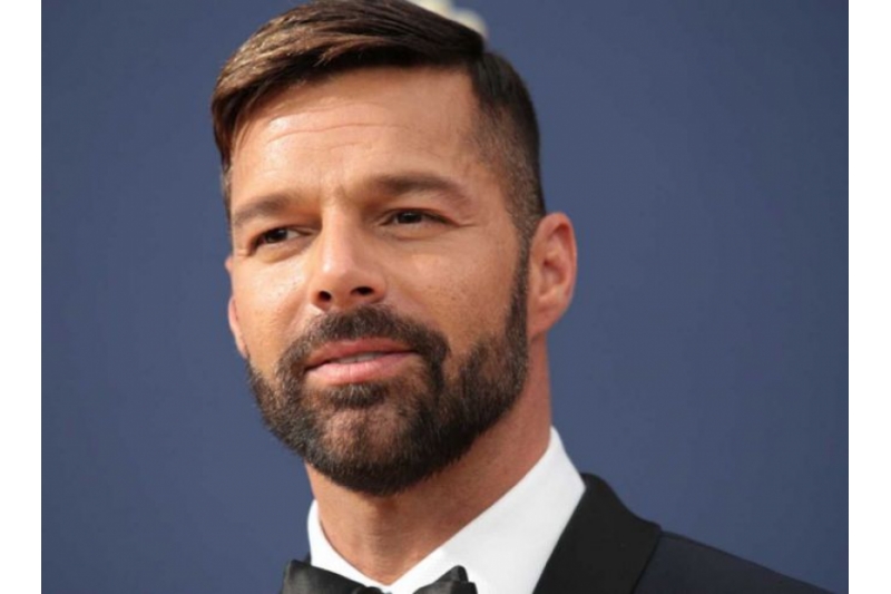 Ricky Martin equipara a la Virgen María con un vientre de alquiler