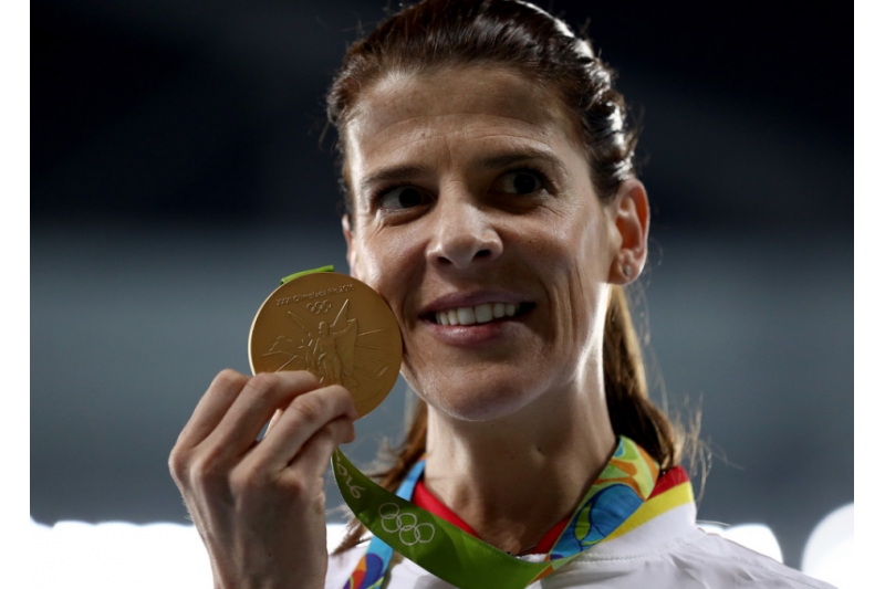 ruth_beitia_oro_elpandelospobres.jpg ruth_beitia_oro_elpandelospobres.jpg