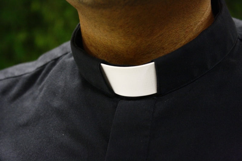 ¿Por qué los sacerdotes necesitan nuestras oraciones?