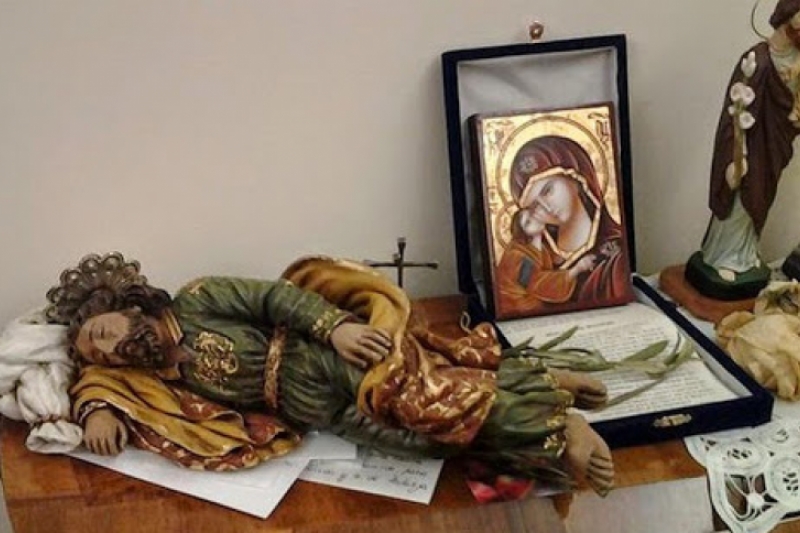 San José El San José dormido que el Papa Francisco guarda en su habitación