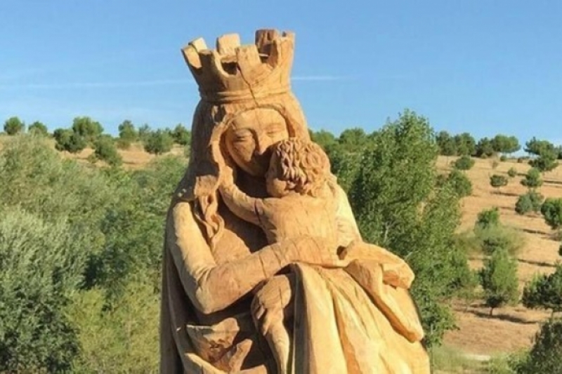 La Virgen del abrazo se queda La Virgen del abrazo se queda