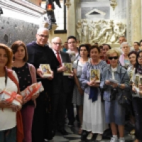 Peregrinación a Padua. Vuestras Gracias pasaron ante San Antonio